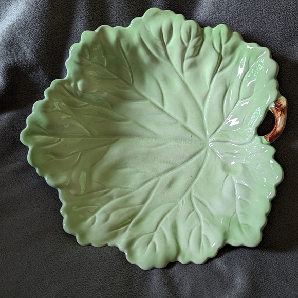 Vintage Carlton Ware Large Light Green Leaf Bowl~Twig Handle~Staffordshire~9.5”L - Picture 1 of 6